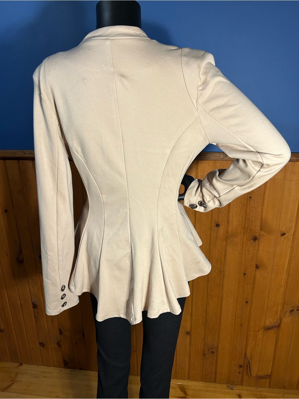 NWT Hybrid & company Cream Peplum Single-Button Blazer